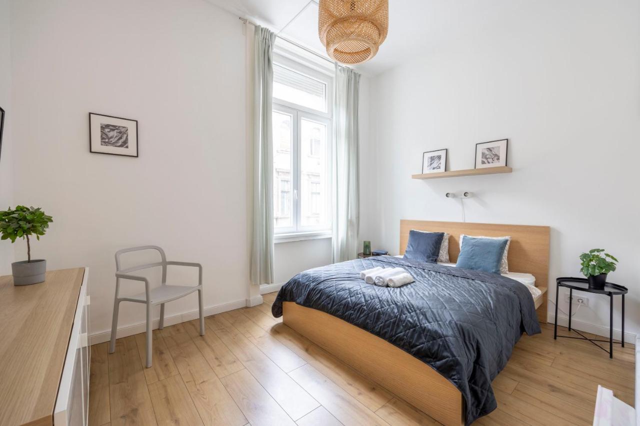 Central Grand Apartment With 5Bedrm 2Bathroom Budapeşte Dış mekan fotoğraf