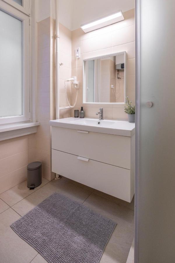 Central Grand Apartment With 5Bedrm 2Bathroom Budapeşte Dış mekan fotoğraf